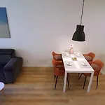 Dwie Sosny Ostrowski *