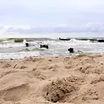 Dwie Sosny Ostrowski * Ustronie Morskie