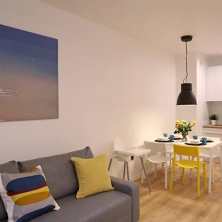 Dwie Sosny Ostrowski *