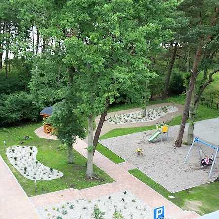 Dwie Sosny Ostrowski * ウストロニエ・モルスキエ