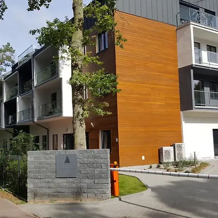 Dwie Sosny Ostrowski アパート