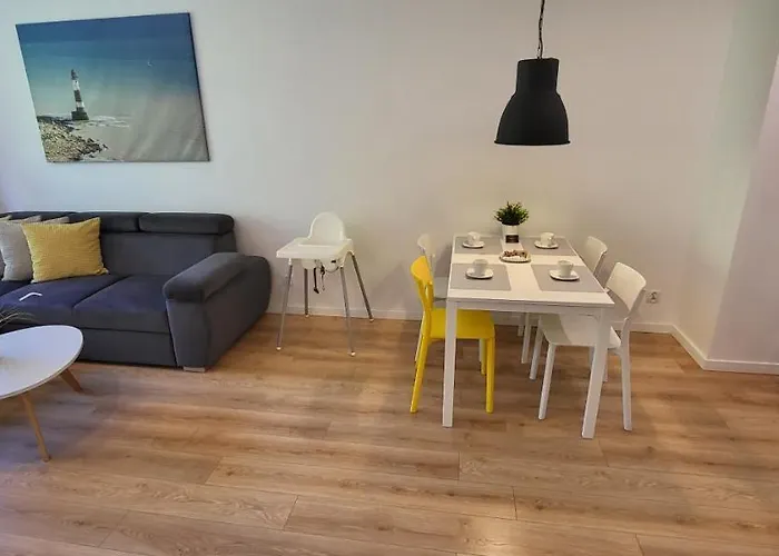 Dwie Sosny Ostrowski *