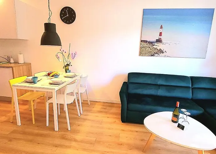 Dwie Sosny Ostrowski Ustronie Morskie