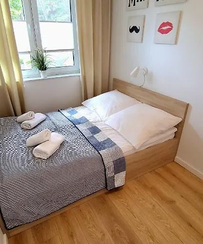 Dwie Sosny Ostrowski Apartment