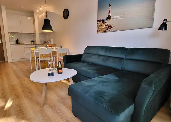 Dwie Sosny Ostrowski *